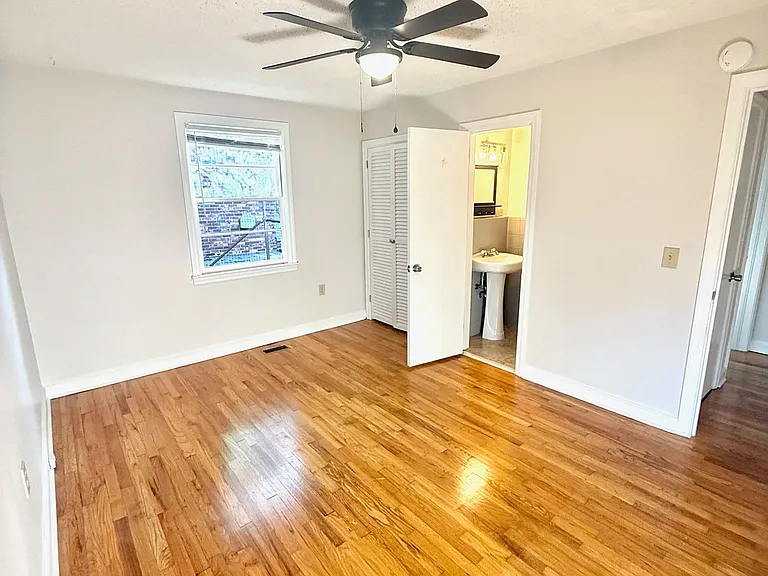 1035 Indigo Ave — Photo 8