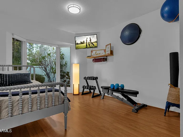 4611 E Desert Dr — Photo 31