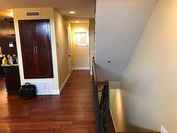 2nd image of 5937 W Willoughby Ave #3
