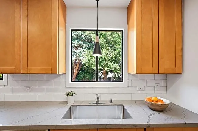 780 Acacia Ave — Photo 5