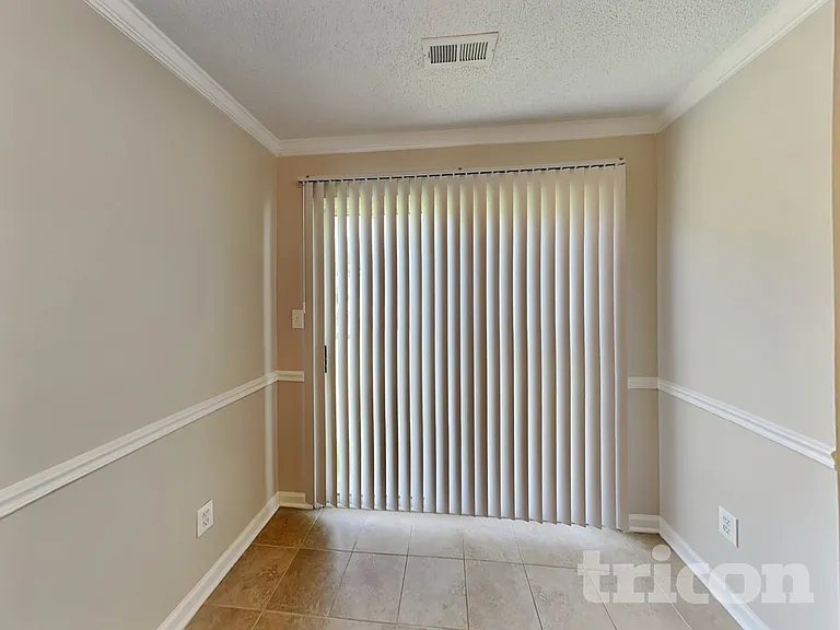 12209 Stewarts Crossing Dr — Photo 5