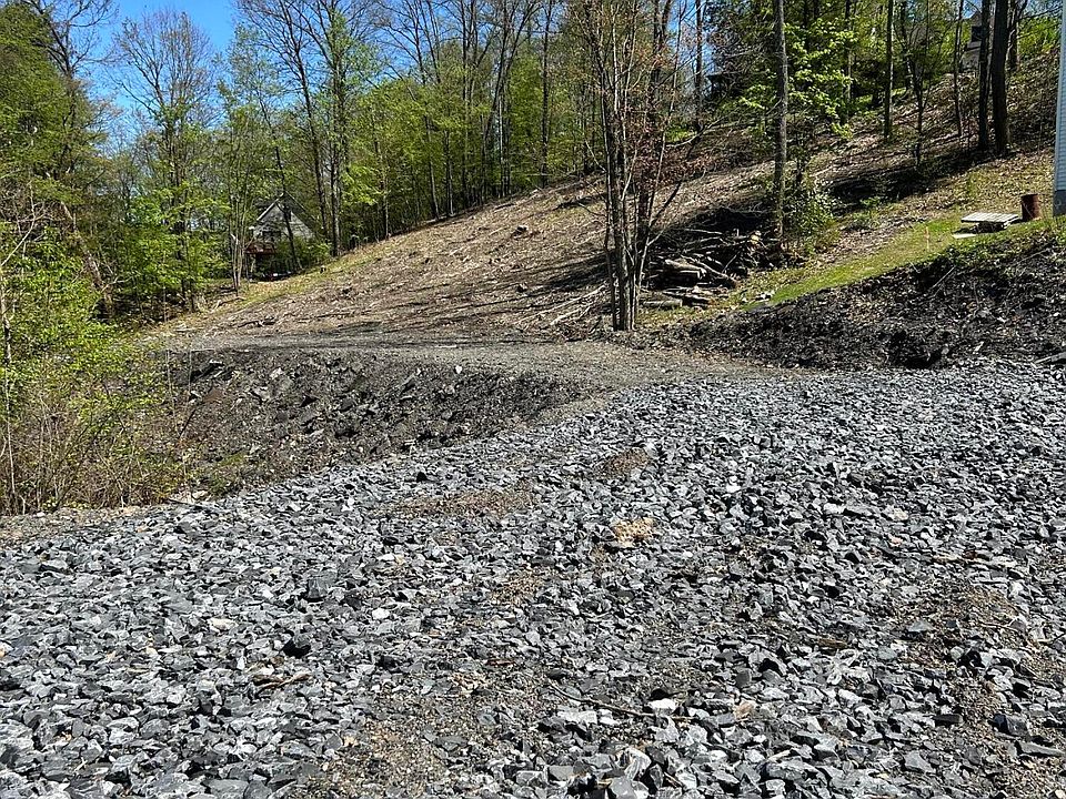 1st image of 139 Oak Run Rd
