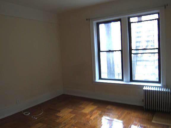 5th image of 4030 73rd St APT D11