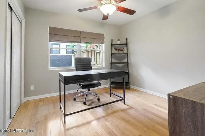 4226 Woodmere St — Photo 10