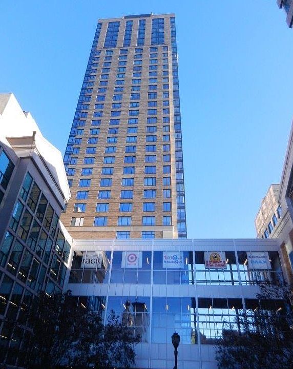 1st image of 10 City Pl APT 18G
