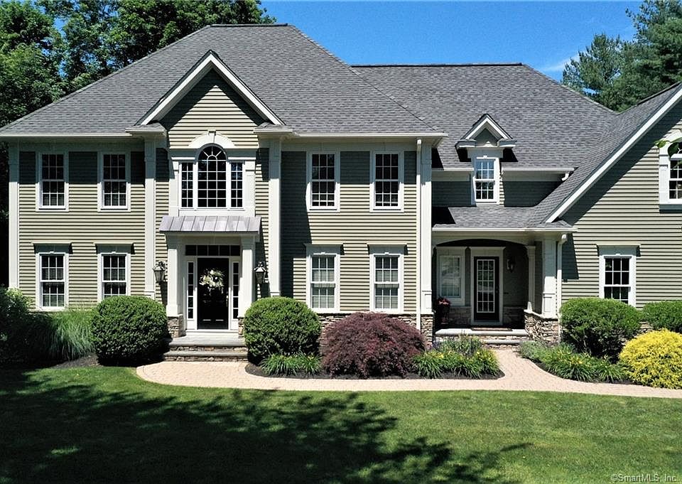 1st image of 39 Hampton Ct
