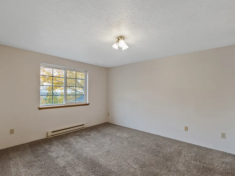Indian Canyon Apartments — Photo 23