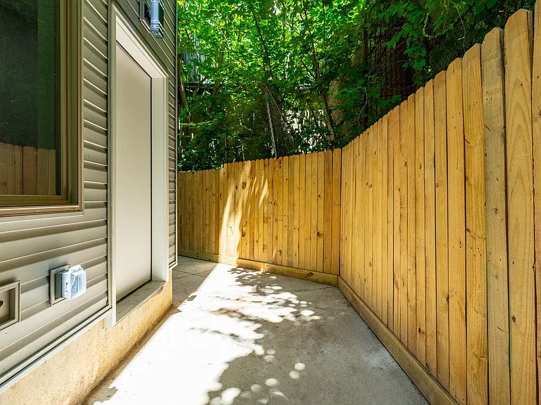 631 N Preston St #1 — Photo 9