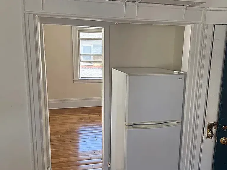 3046 Brighton 6 St #2A — Photo 2