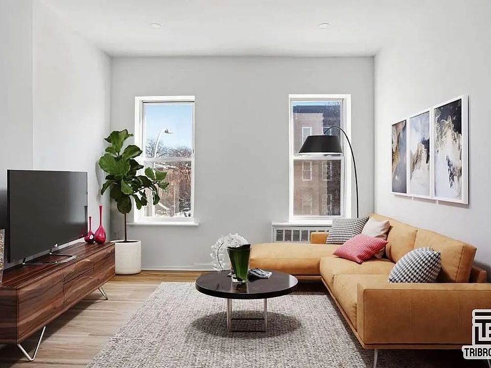 1st image of 480 6th Ave APT 3