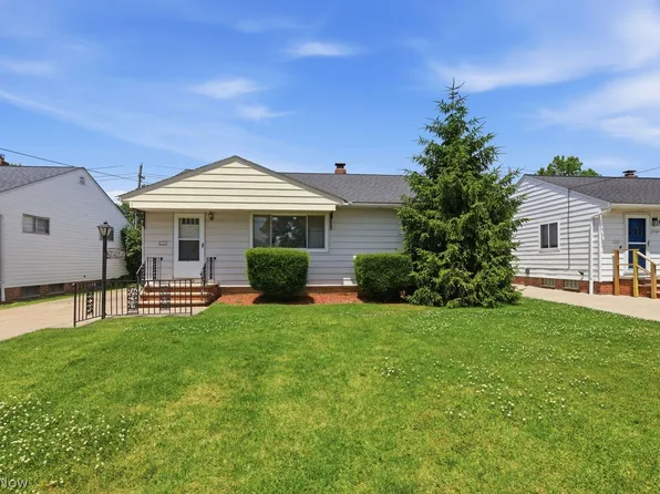 29967 Regent Rd, Wickliffe, OH 44092