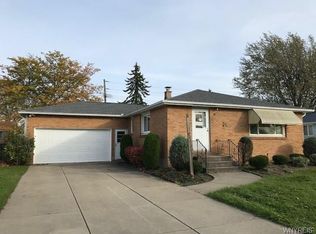 99 Lou Ann Dr, Depew, NY 14043