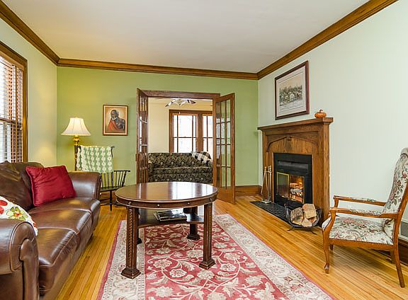 3rd image of 500 Holly Ave APT 2