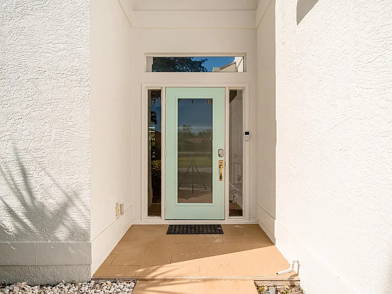 25600 Springtide Ct — Photo 33
