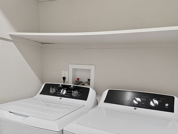 4th image of 1566 Sunnyvale Ave APT 9