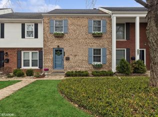 5725 S Garfield St, Hinsdale, IL