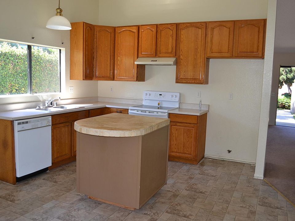 2nd image of 33482 Intera Way