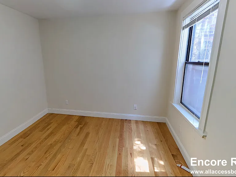 79 Charles St #4 — Photo 4