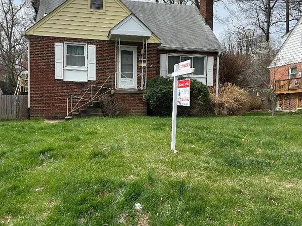 1021 Poplar Dr, Falls Church, VA 22046