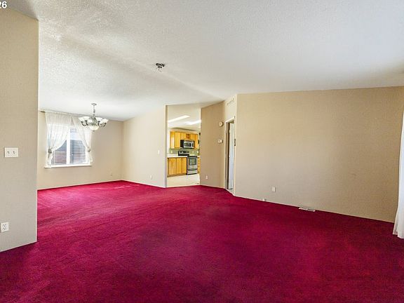 2nd image of 3103 Emerald St