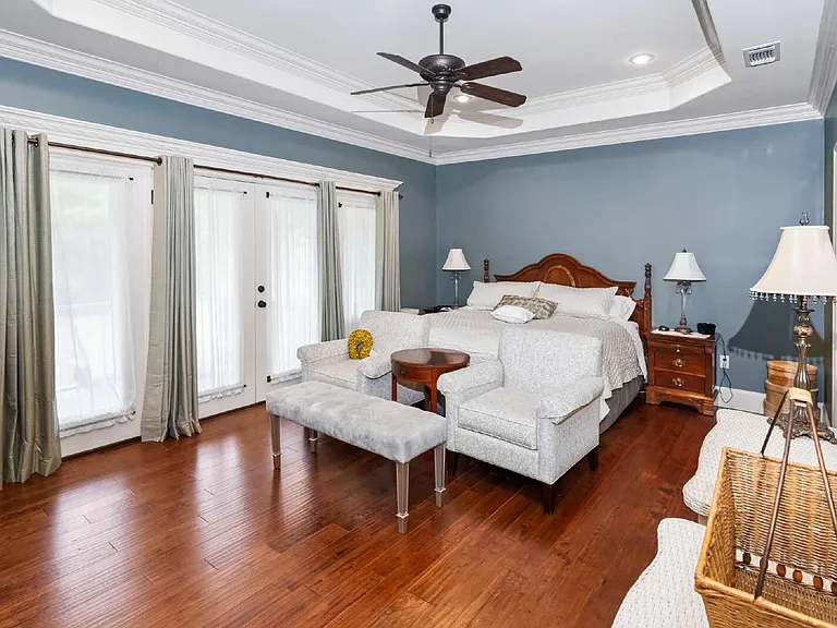 18523 Pecan Ln — Photo 10