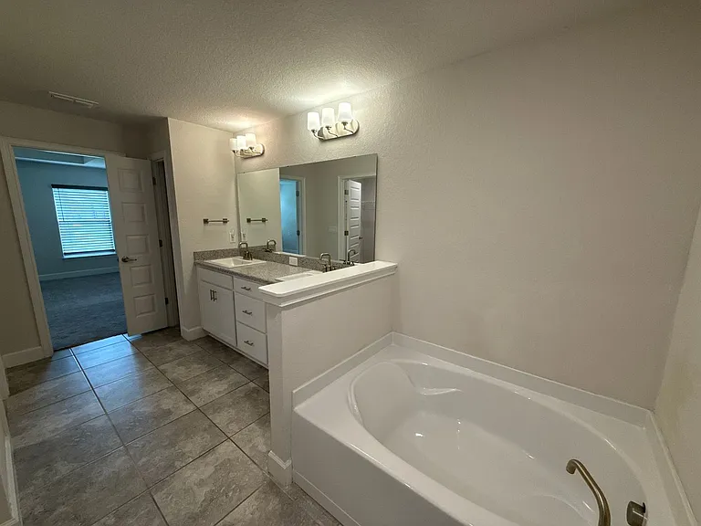 2107 Cartgate Ln — Photo 23
