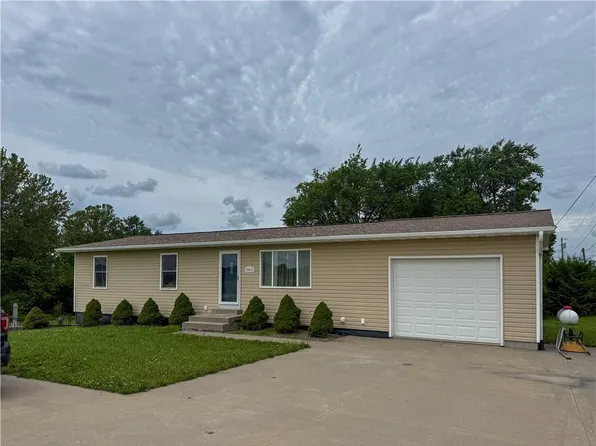 24635 Icon Rd, Maryville, MO 64468