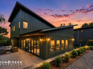3015 Sand Hill Crane Dr, Asheville, NC 28806