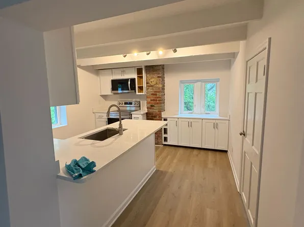 148 Sharpe St, Strasburg, VA 22657