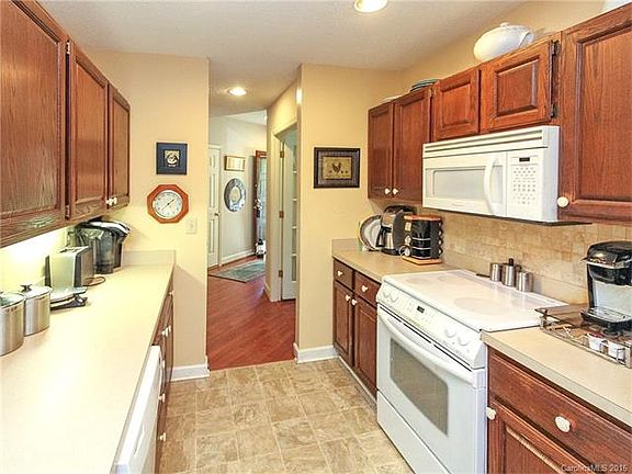 4th image of 5108 Hunt Stand Ln