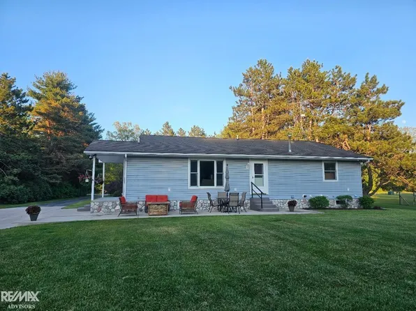 4299 Rabidue Rd, Clyde, MI 48049