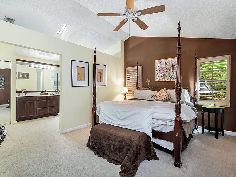 9358 Heathridge Dr — Photo 11