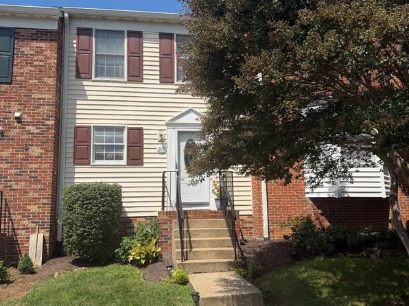 265 Fairfield Dr, Warrenton, VA 20186