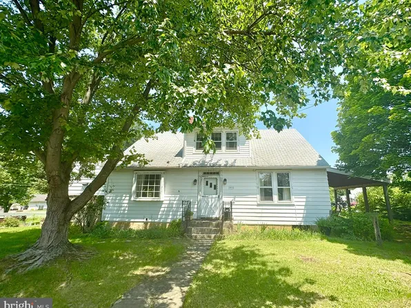 18010 Alpine Dr, Maugansville, MD 21767