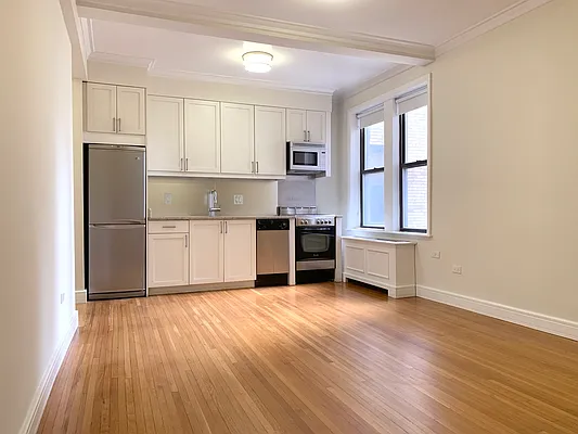 Rented by Stonehenge NYC LLC | media 1