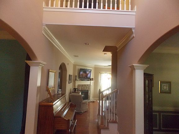 2 Story Foyer
