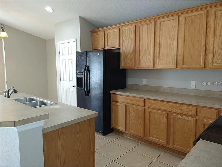 5134 SW 41st St — Photo 6