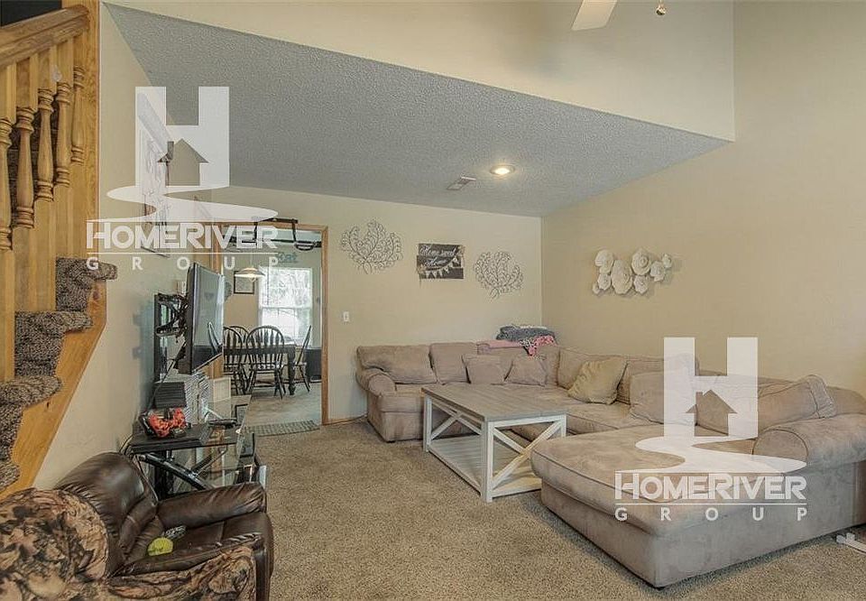 1st image of 1108 SW Ephraim Dr #0