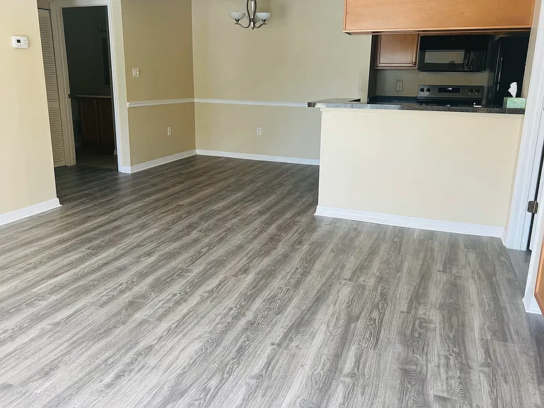 314 Lake Parsons Grn #201 — Photo 27