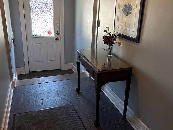 3rd image of 124 Spring St #1