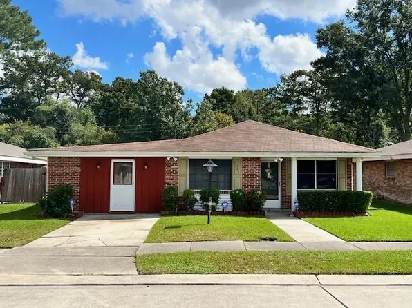 1341 Redwood Dr, Harvey, LA 70058