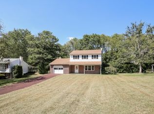 1205 Randy Dr, Pottstown, PA 19464