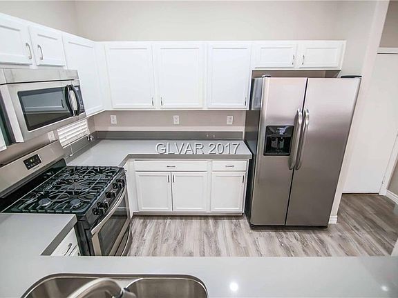 5th image of 8925 Brentwood Grove Ct