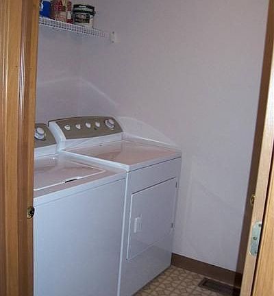 4th image of 23282 Grist Mill Ct #24B