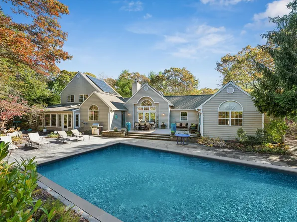 60 S Breeze Dr, Wainscott, NY 11975