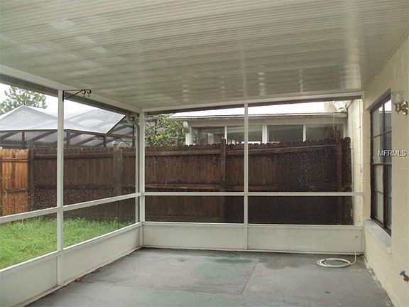 4th image of 10306 Brynwood Ln