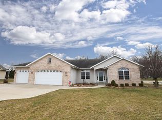 2147 E 1730 North Rd, Watseka, IL 60970