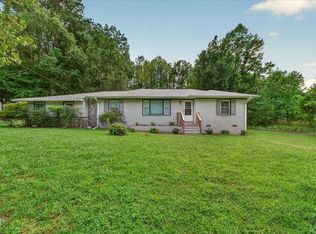 3645 Hicksboro Rd, Henderson, NC 27537
