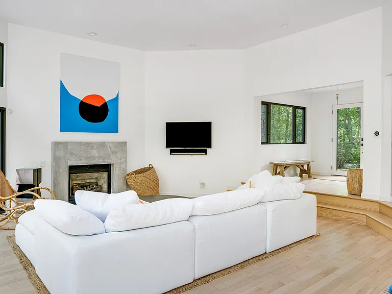 157 Talmage Farm Ln — Photo 6