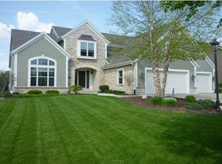 8650 Chaucer Cir W, Bristol, WI 53104